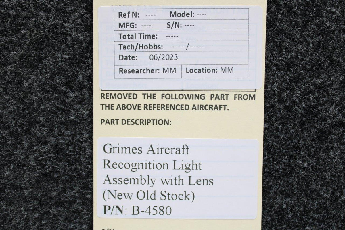 Grimes B-4580 Grimes Aircraft Recognition Light Assembly with Lens (New Old Stock)