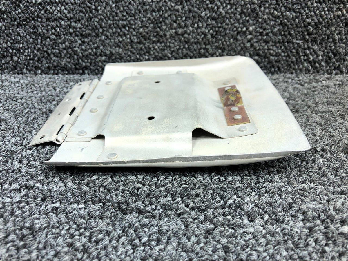 Mooney Aircraft Parts & Accessories 640138-009 Mooney M20G Cowling Air Scoop Door Assembly with Hinge