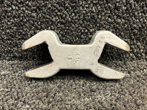 B-2457 Hartzell Internal Propeller Blade Fork (2 Blade)