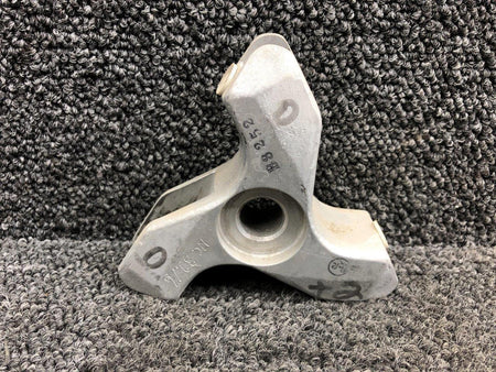 Hartzell B-3252 Hartzell Internal Blade Propeller Fork (3 Blade)