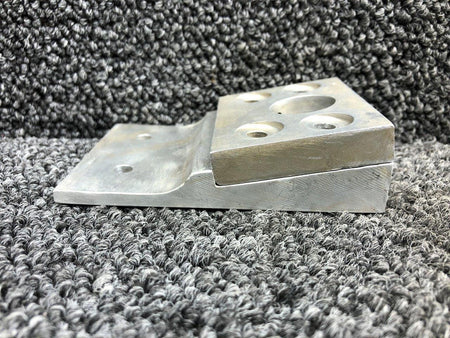Mooney Aircraft Parts & Accessories 210067-009 (Use: 210067-001) Mooney Main Gear Attach Bracket RH (Minus Zerk)
