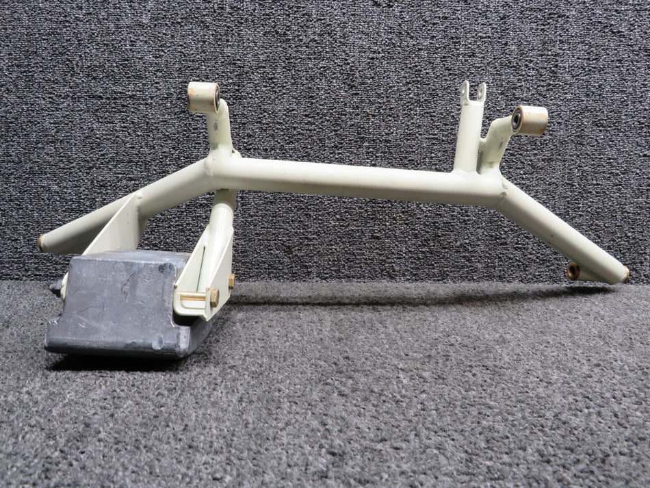 710065-503, 710082-001 Mooney M20K-S Control Wheel Yoke with Counterweight