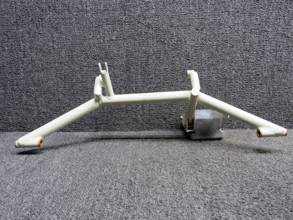 710065-503, 710082-001 Mooney M20K-S Control Wheel Yoke with Counterweight