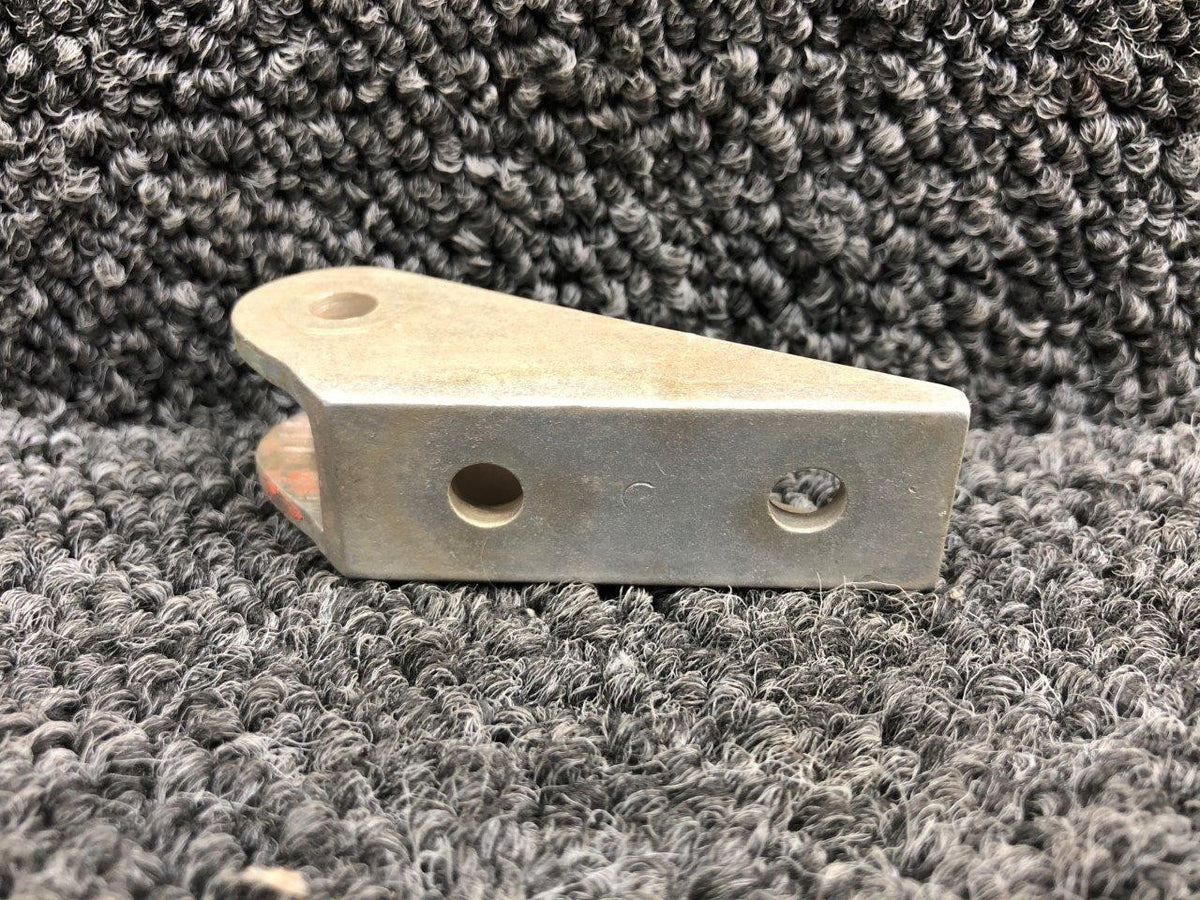 Mooney Aircraft Parts & Accessories 230011-000 Mooney M20C-S Aileron Hinge Bracket LH or RH