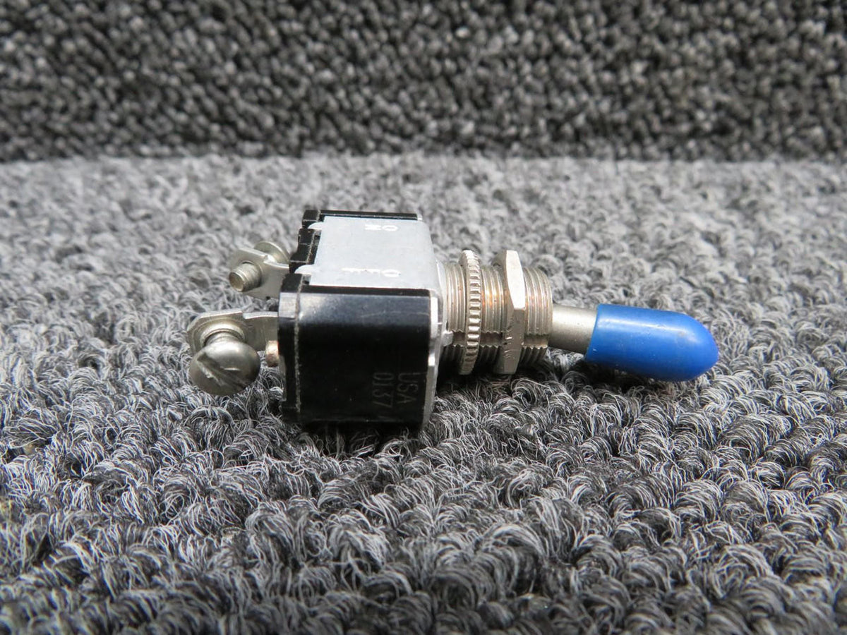 Cutler-Hammer MS35058-22 (Alt: 8801K22) Cutler-Hammer Toggle Switch Assembly