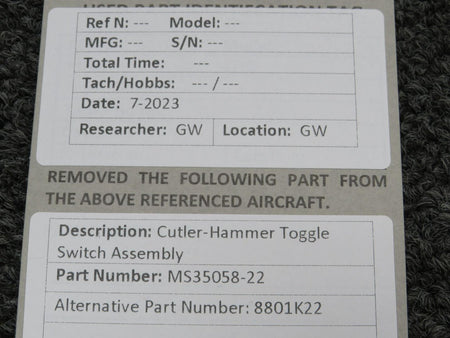 Cutler-Hammer MS35058-22 (Alt: 8801K22) Cutler-Hammer Toggle Switch Assembly