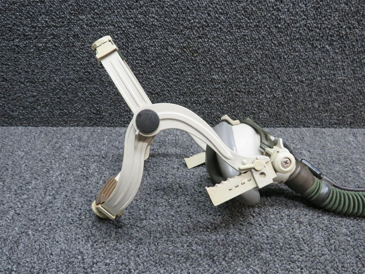 Puritan 114423-62 Puritan-Bennett Sweep-On Crew Oxygen Mask Assembly