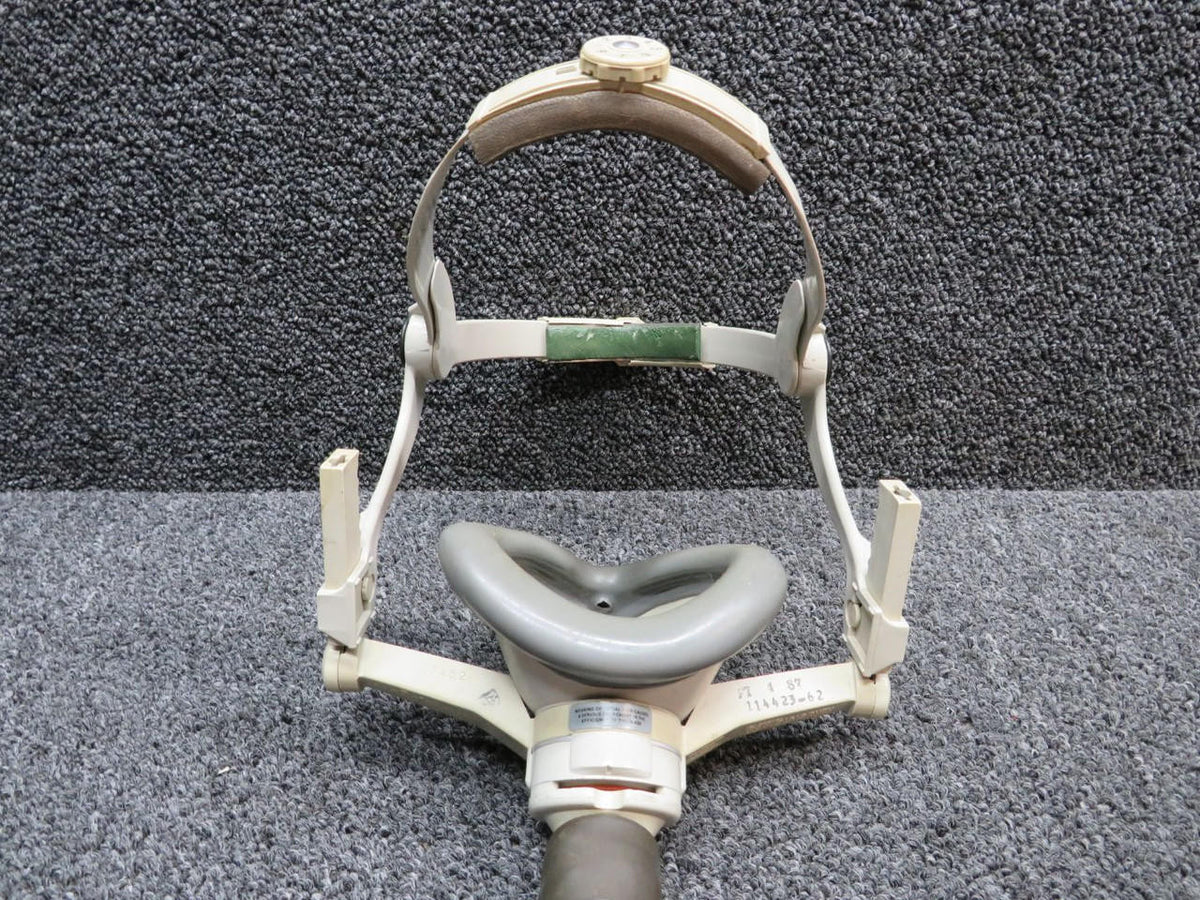 Puritan 114423-62 Puritan-Bennett Sweep-On Crew Oxygen Mask Assembly