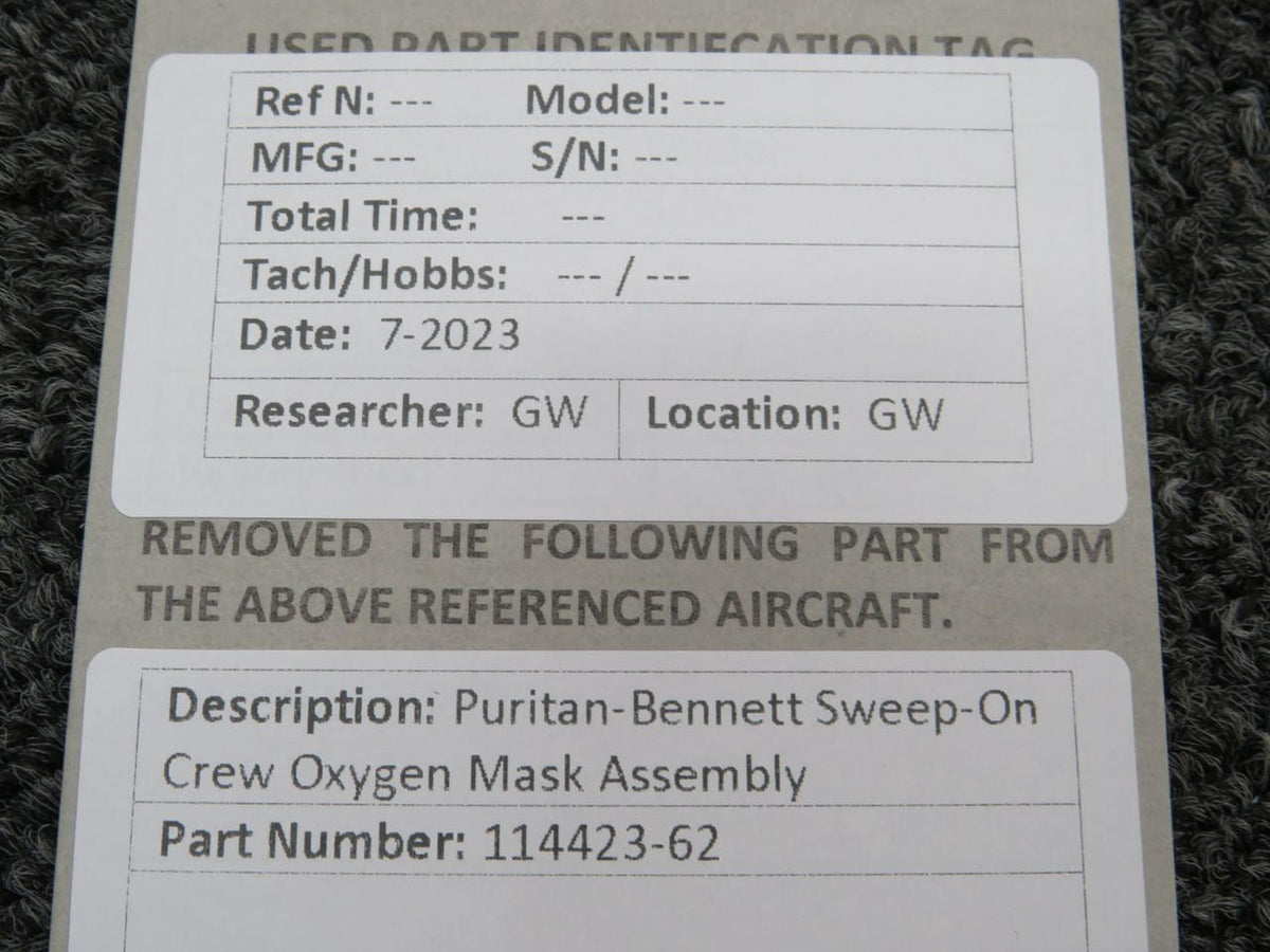 Puritan 114423-62 Puritan-Bennett Sweep-On Crew Oxygen Mask Assembly