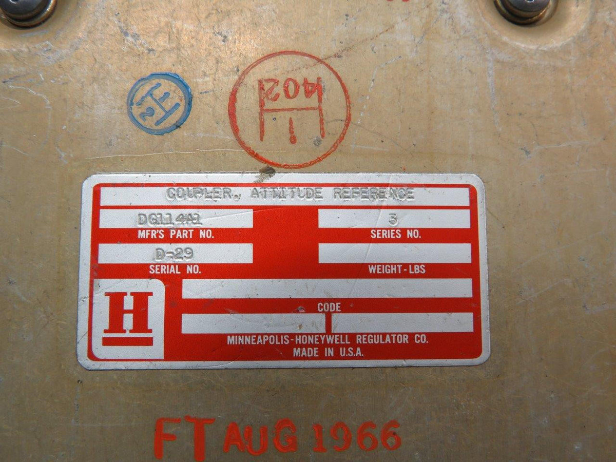 Honeywell DG114A1 Honeywell Altitude Reference Coupler (Dented)