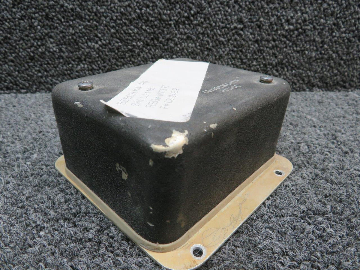 Honeywell DG114A1 Honeywell Altitude Reference Coupler (Dented)