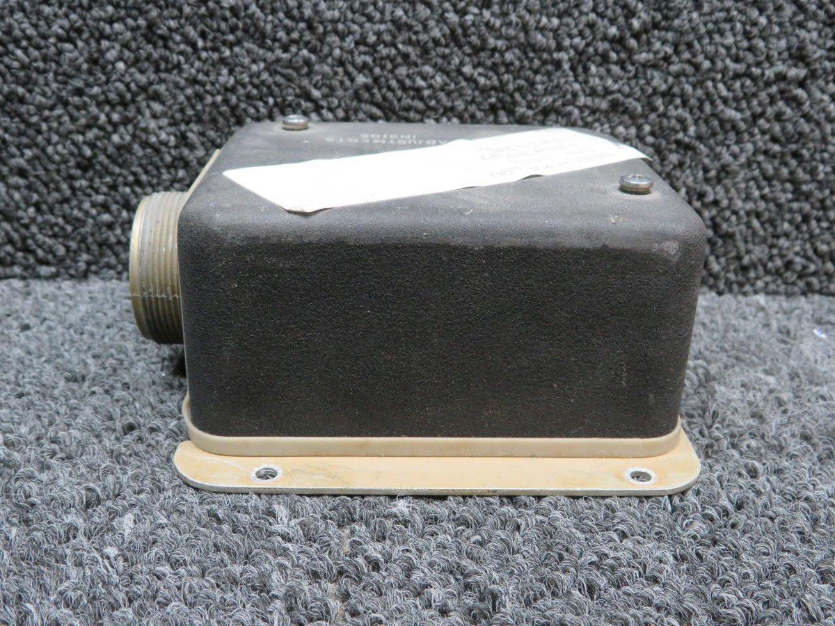 Honeywell DG114A1 Honeywell Altitude Reference Coupler (Dented)