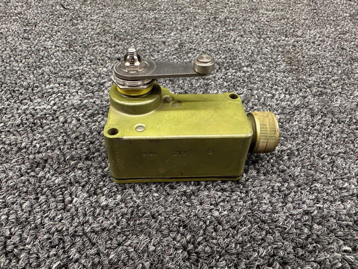 Mooney Aircraft Parts & Accessories 2VA1 Mooney Micro Switch Assembly