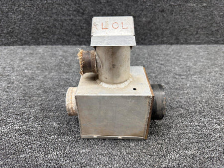 Mooney Aircraft Parts & Accessories 640032-509 Mooney Pilot’s Outlet Assembly with Valve