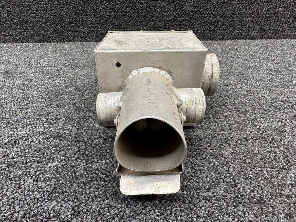 Mooney Aircraft Parts & Accessories 640032-509 Mooney Pilot’s Outlet Assembly (Minus Valve)