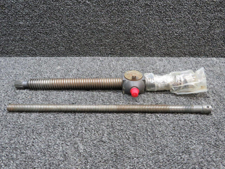010A-61829-12 RH Flap Jackscrew (Core)