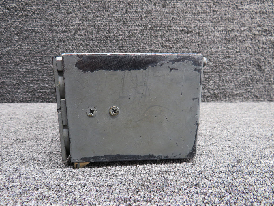 9025-3004 (Alt: 6608303-1) Insco Instrument Cluster (Worn Paint)