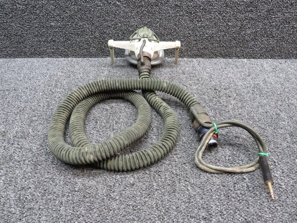 Purtian-Bennett 114023-22 Puritan-Bennett Sweep-On Crew Oxygen Mask (Broken Head Rest)