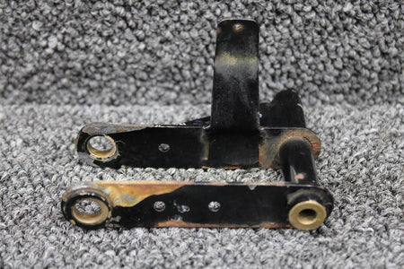 Piper Aircraft Parts 82904-010 Piper PA46-310P Flap Drive Link