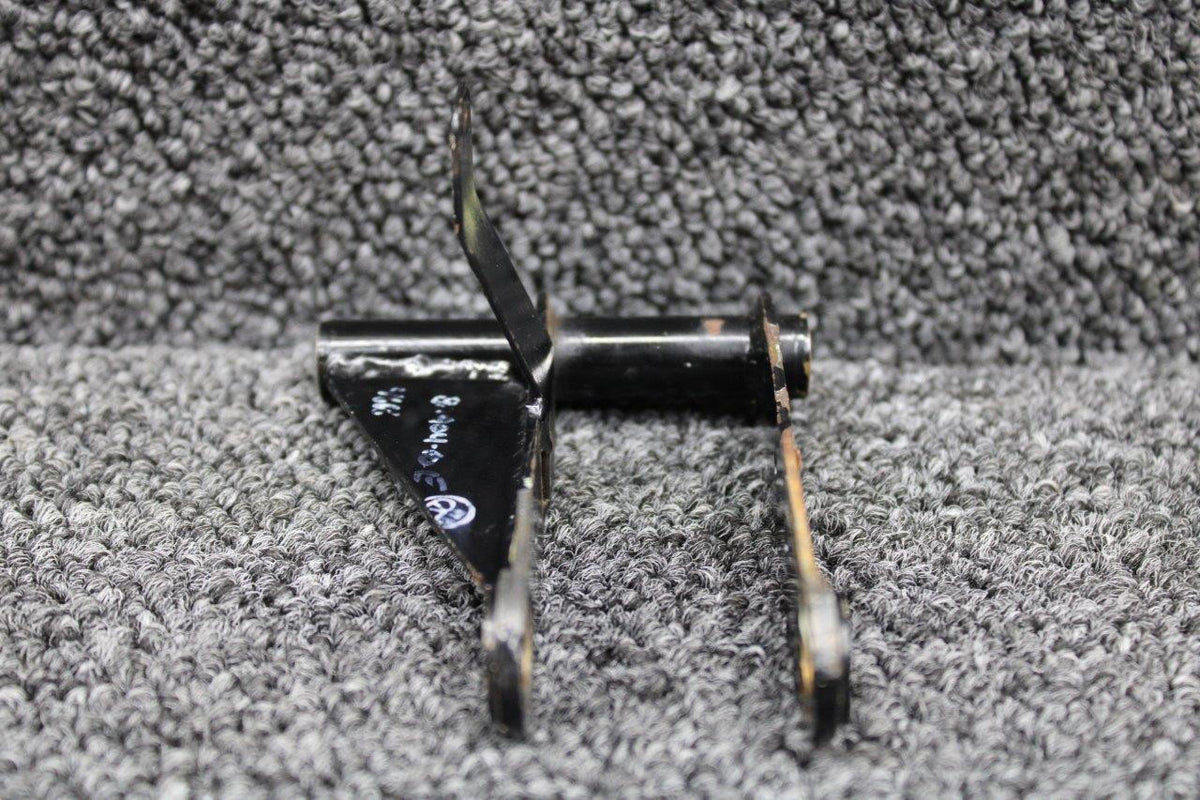 Piper Aircraft Parts 82904-010 Piper PA46-310P Flap Drive Link