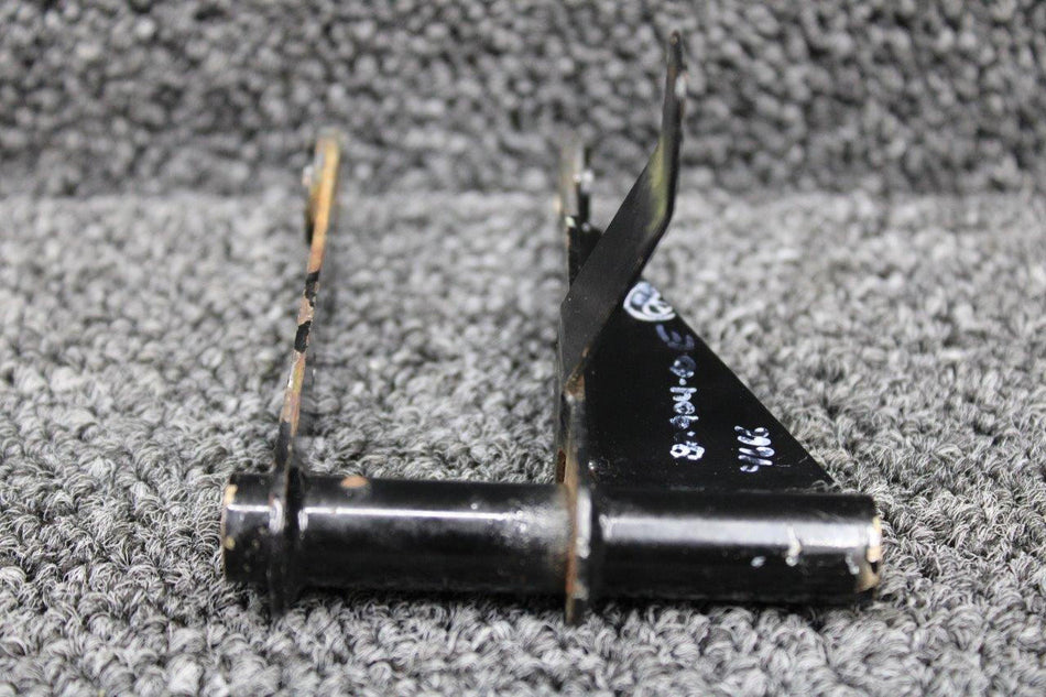 Piper Aircraft Parts 82904-010 Piper PA46-310P Flap Drive Link