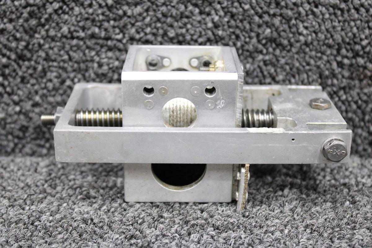 Piper Aircraft Parts 82945-006 Piper PA46-310P Elevator Trim Actuator Assembly (No Cable)