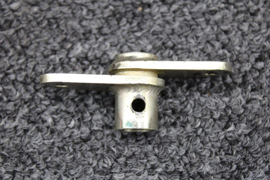 Piper Aircraft Parts 82696-002 Piper PA46-310P Cabin Door Latch Bellcrank