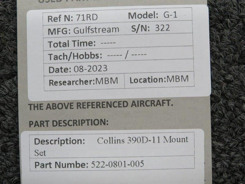 Collins 522-0801-005 Collins 390D-11 Mount Set