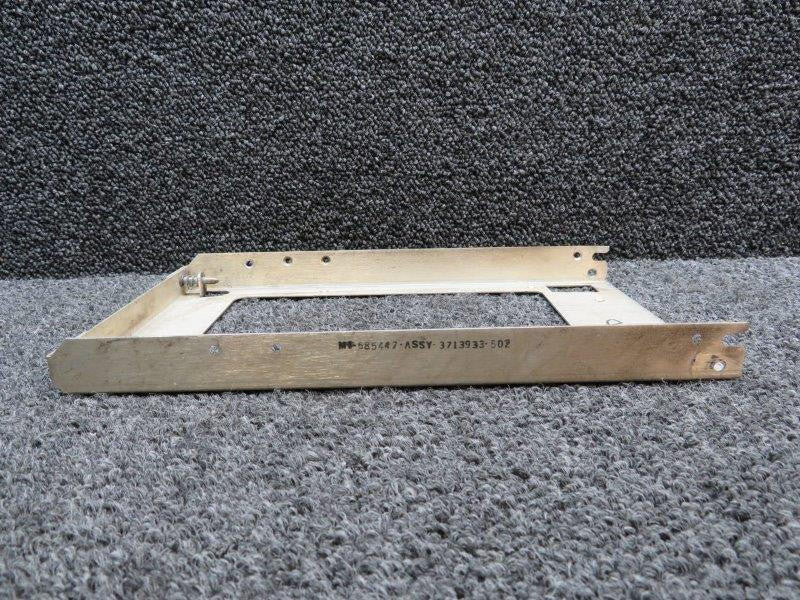 Does Not Apply M1-585447 (Alt: 3713933-502) Mounting Tray