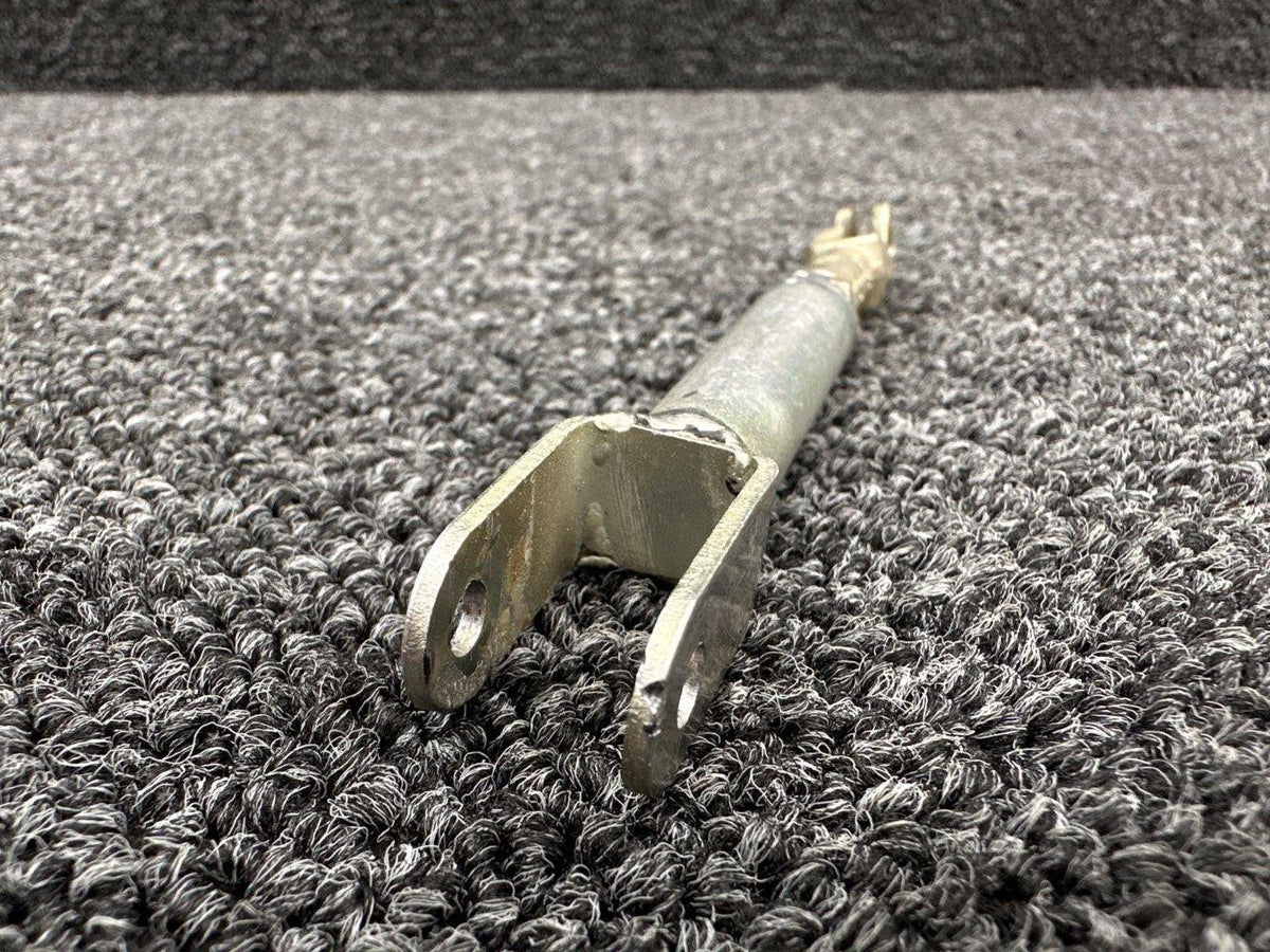 Piper Aircraft Parts 82775-002 Piper PA46-310P Upper Cabin Door Clevis