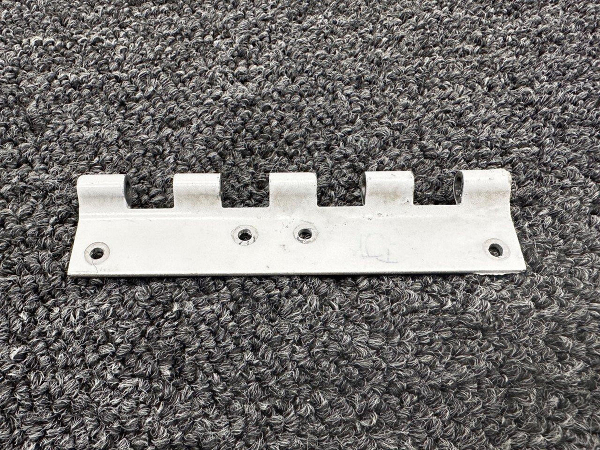 Piper Aircraft Parts 83721-003 Piper PA46-310P Main Gear Door Hinge