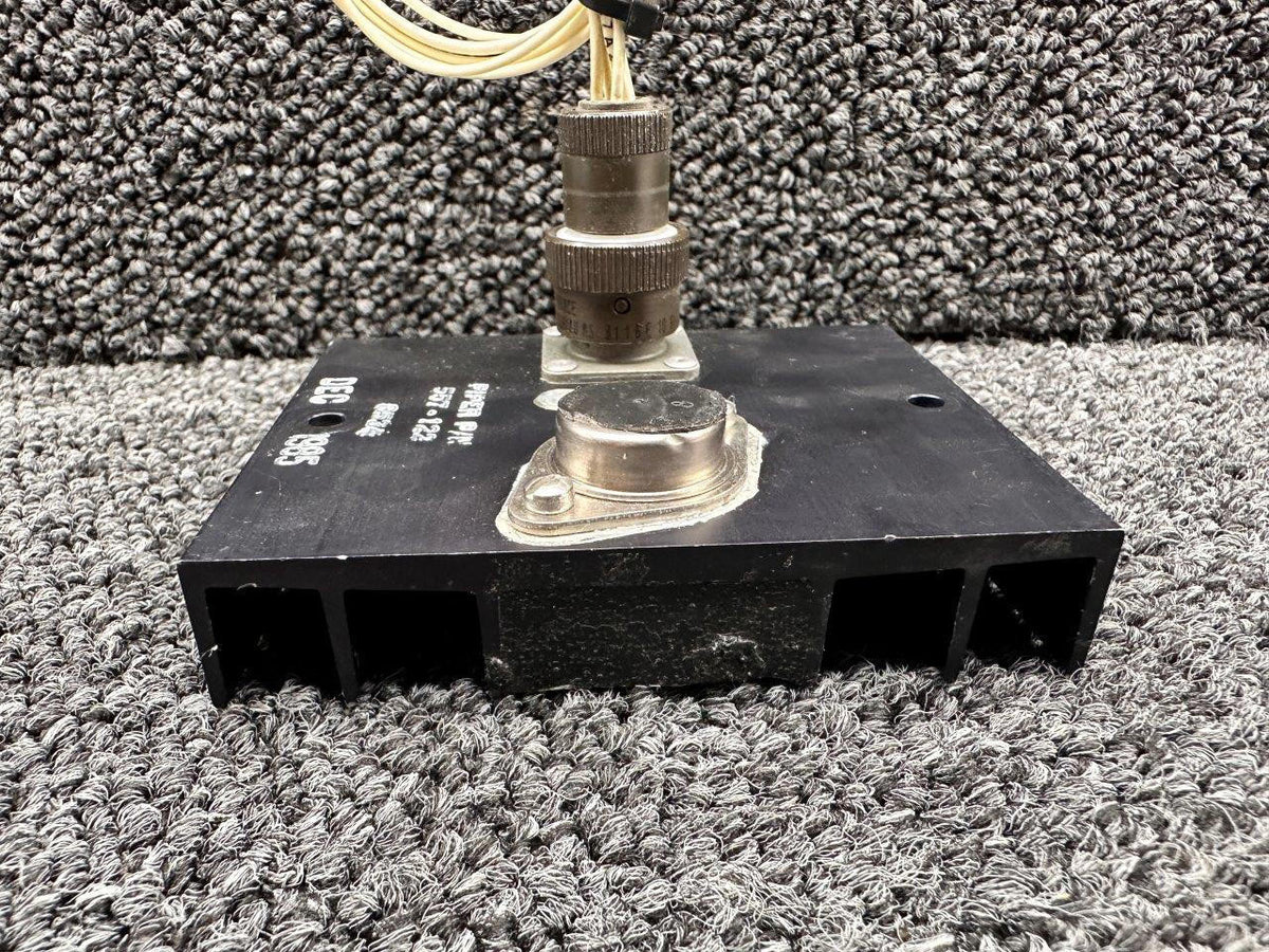 Piper Aircraft Parts 557-122 Piper PA46-310P Control Dimmer (Volts: 28)