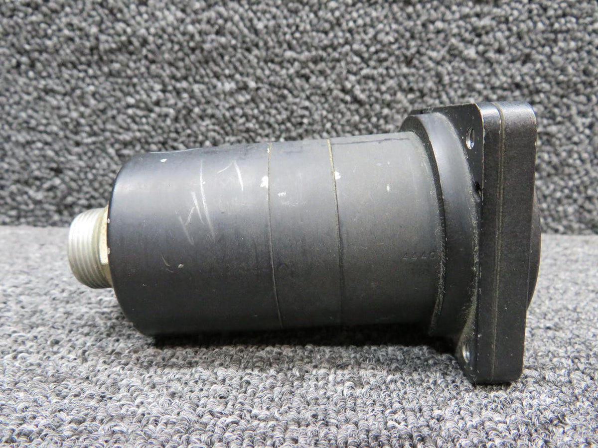 Lewis Energy 162C25 (Alt: 22-09410-3) Lewis Fuel Temperature Indicator (Volts: 28)