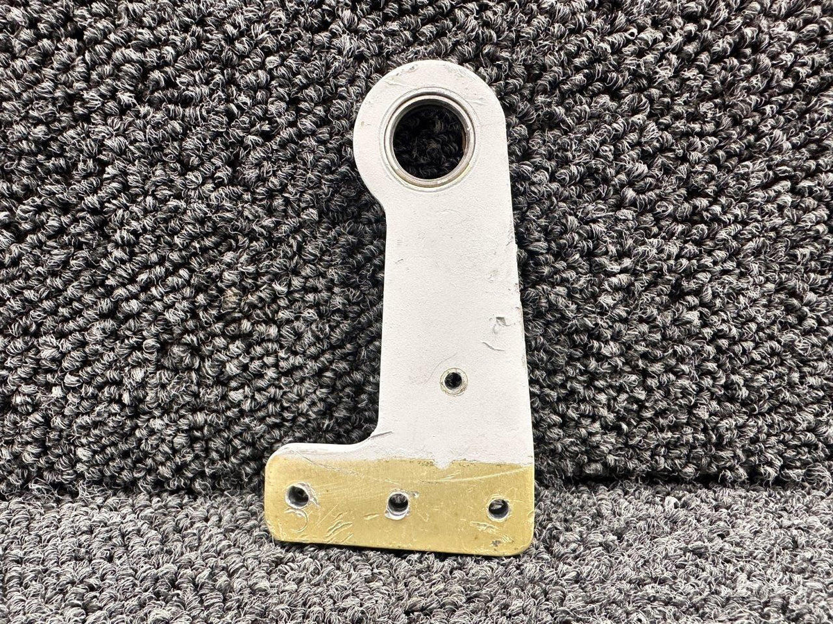 Piper Aircraft Parts 83203-003 Piper PA46-310P Aileron Hinge Inboard RH