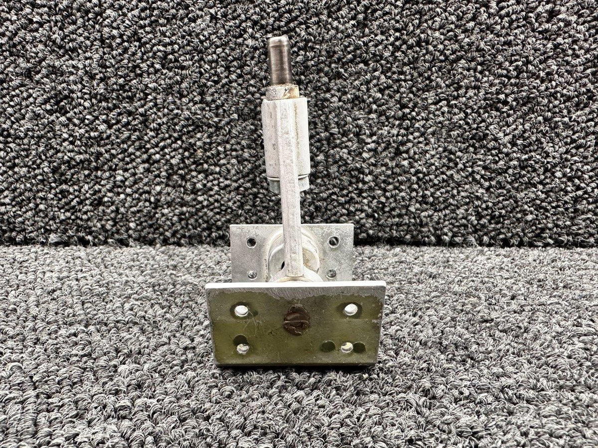 Piper Aircraft Parts 82875-002 (Use: 106709-002) Piper PA46-310P Aileron Drive Fitting
