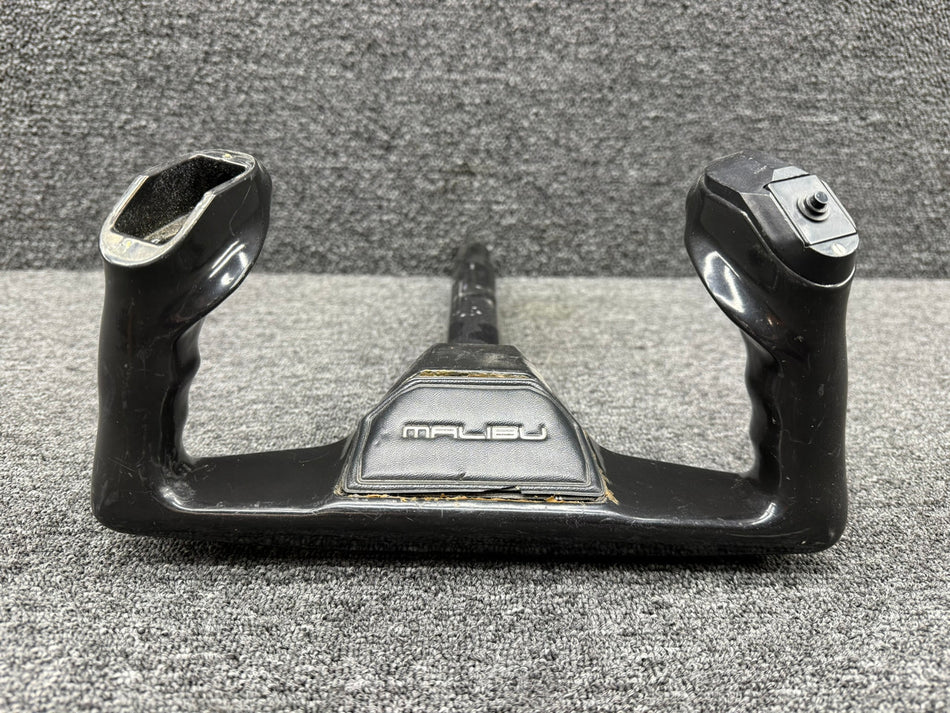 82830-003 Piper PA46-310P Control Wheel RH with Switch (L: 13-1/4”, D: 1.482”)