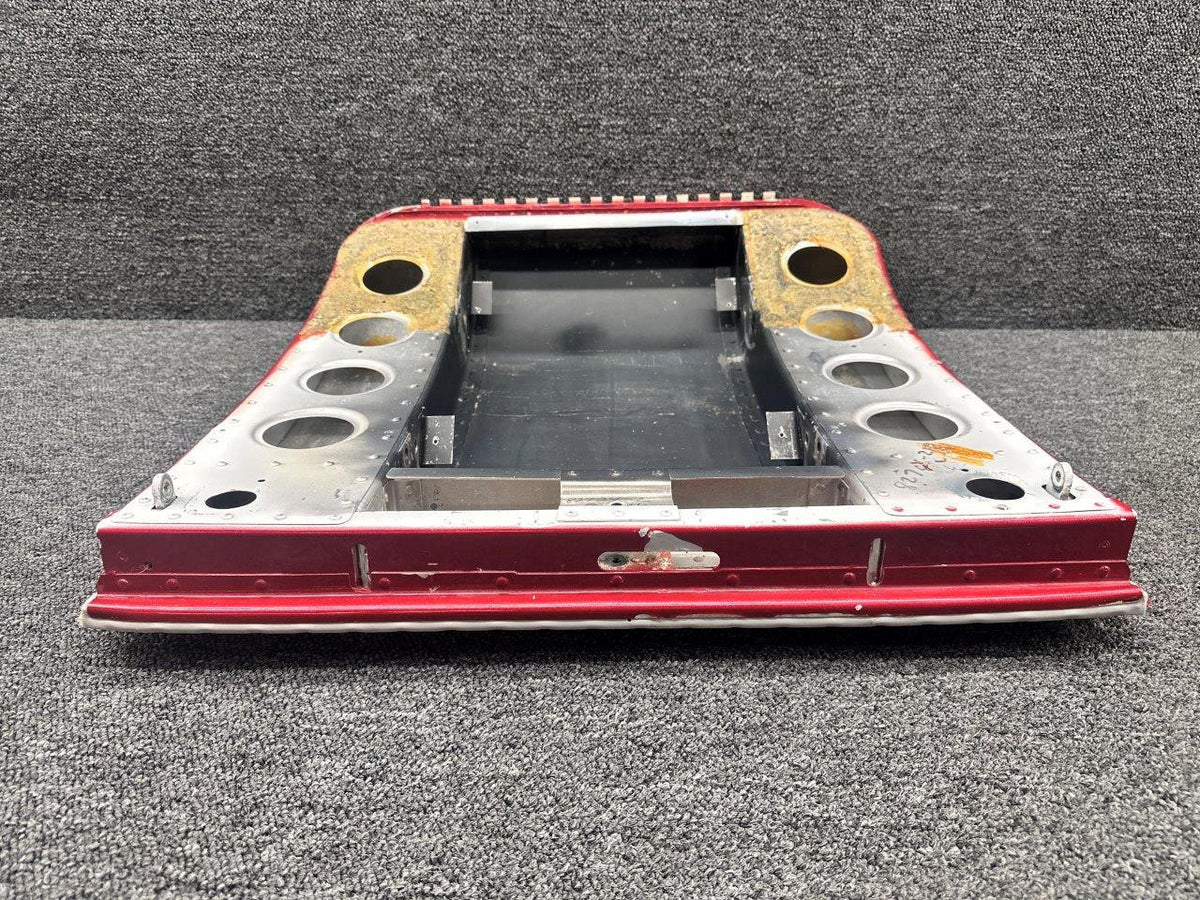 Piper Aircraft Parts 82706-002 Piper PA46-310P Lower Cabin Door Structure