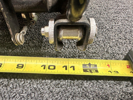 Piper Aircraft Parts 85107-003 Piper PA46-310P Co-Pilot Vertically Adjustable Seat RH (Rails: 11”)