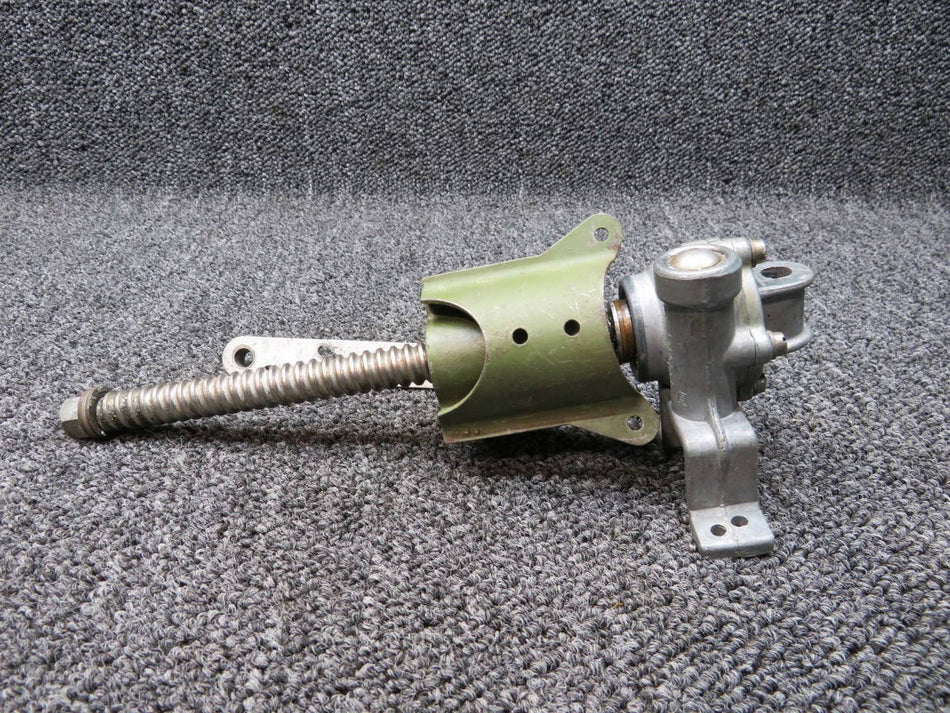 1562025-1 (Use: 1562025-9) Cessna 337A Flap Actuator Assembly (Volts: 28)