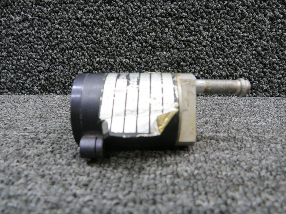 3-311-1 (Alt: 550-864) UMA Fuel Pressure Indicator w Mount Ears (Broken Glass)