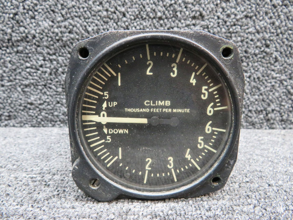 1640-6E-A1 Pioneer Rate of Climb Indicator