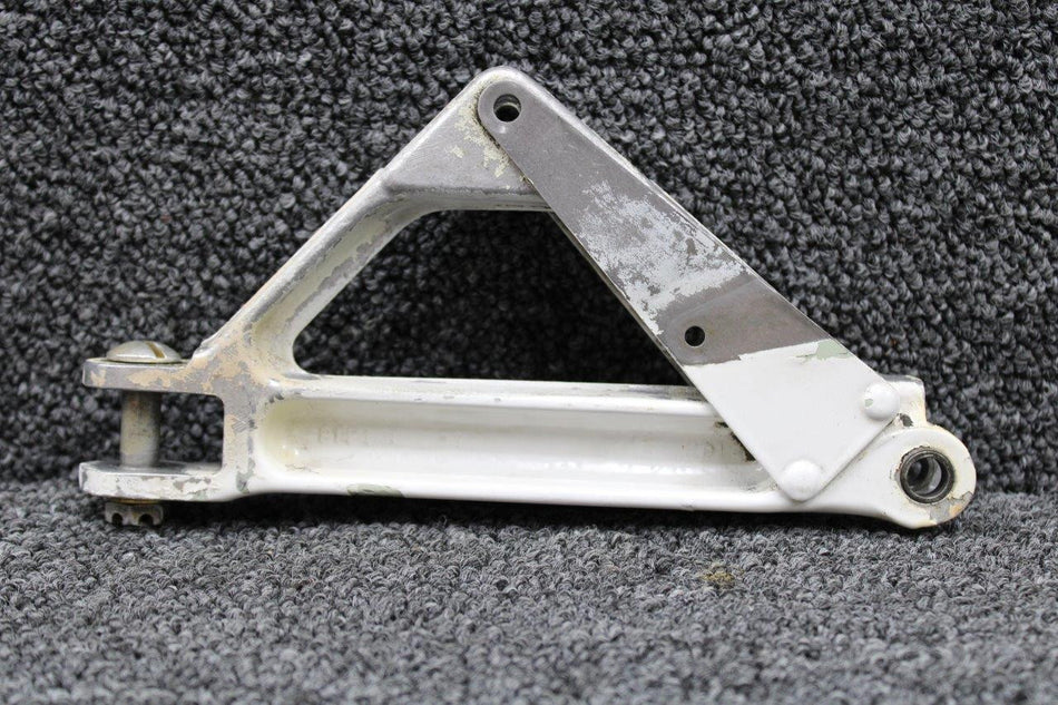 67025-009 Piper PA32RT-300 Main Gear Truss Assembly RH (No Hooks)