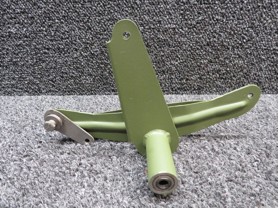 0523535-1 Cessna 172 Flap Bellcrank RH with 8130-3 and PAI-MT-1 (Zinc Chromated)