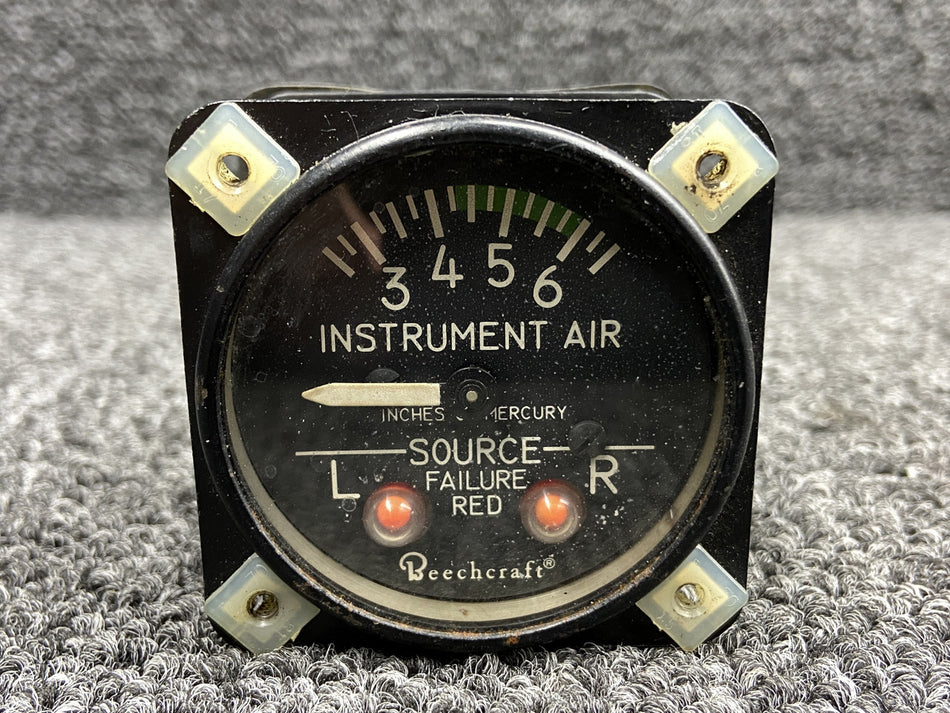 96-384013-3 Airborne 1G4-32 Instrument Air Indicator