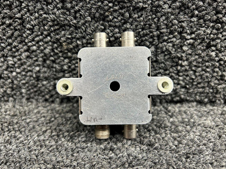261C1286-1 (Alt: S-2473-1) Beechcraft E-55 Antenna Coupler VOR and Glideslope