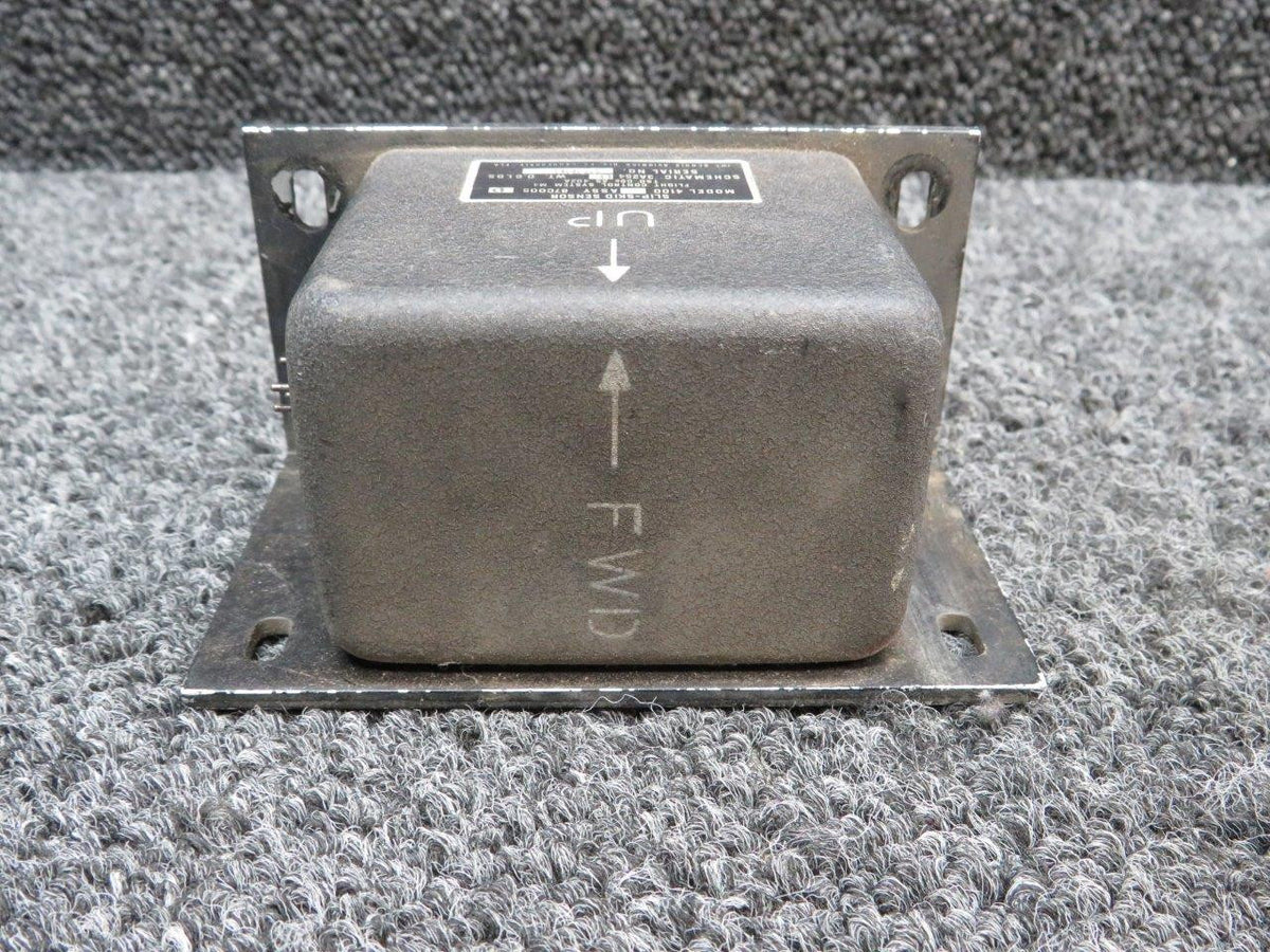 KC82923MBM10-DO