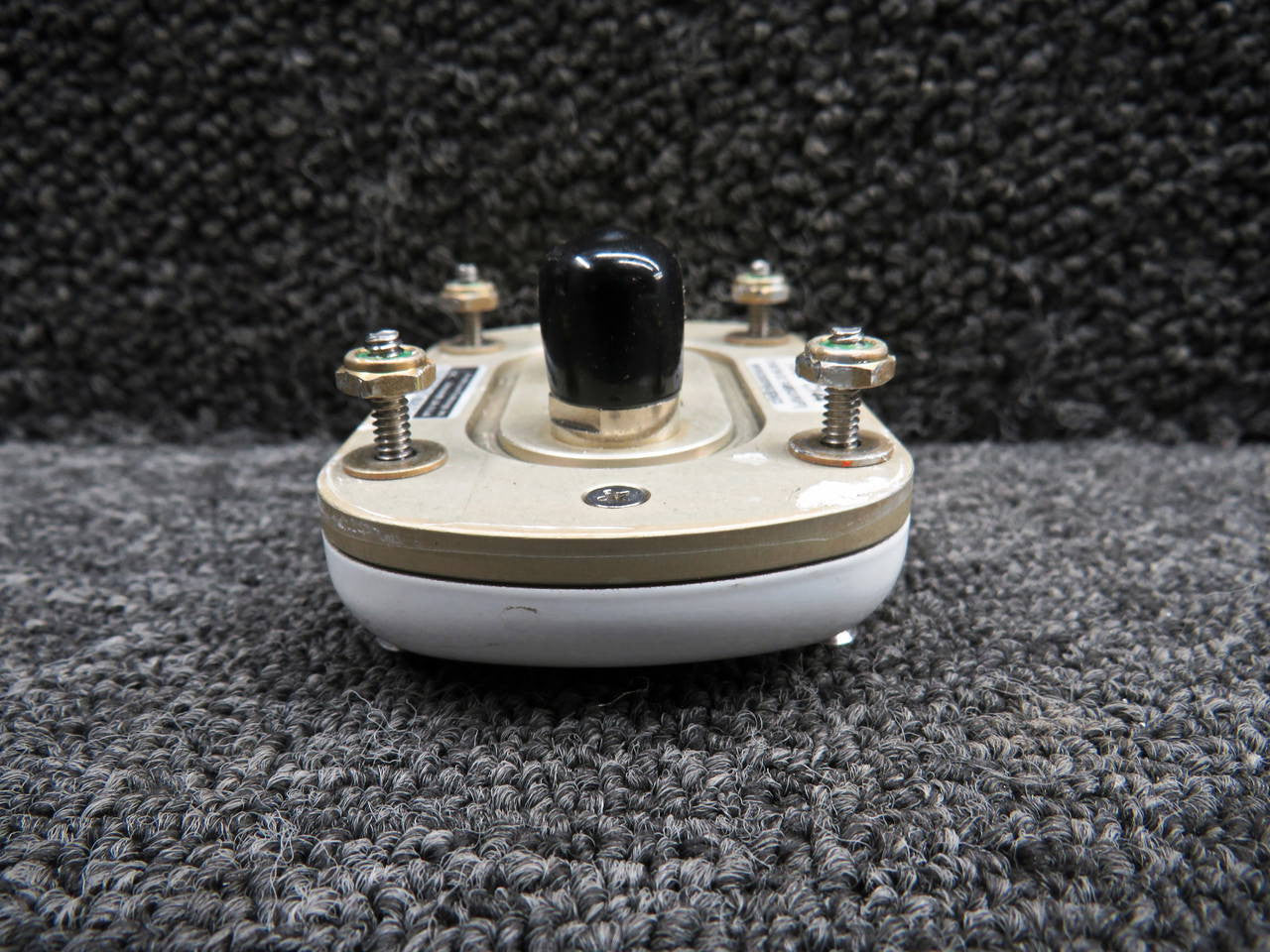 AT1621-62W-TNCF-TNCF-000-05-27-NM AeroAntenna GPS Antenna – BAS
