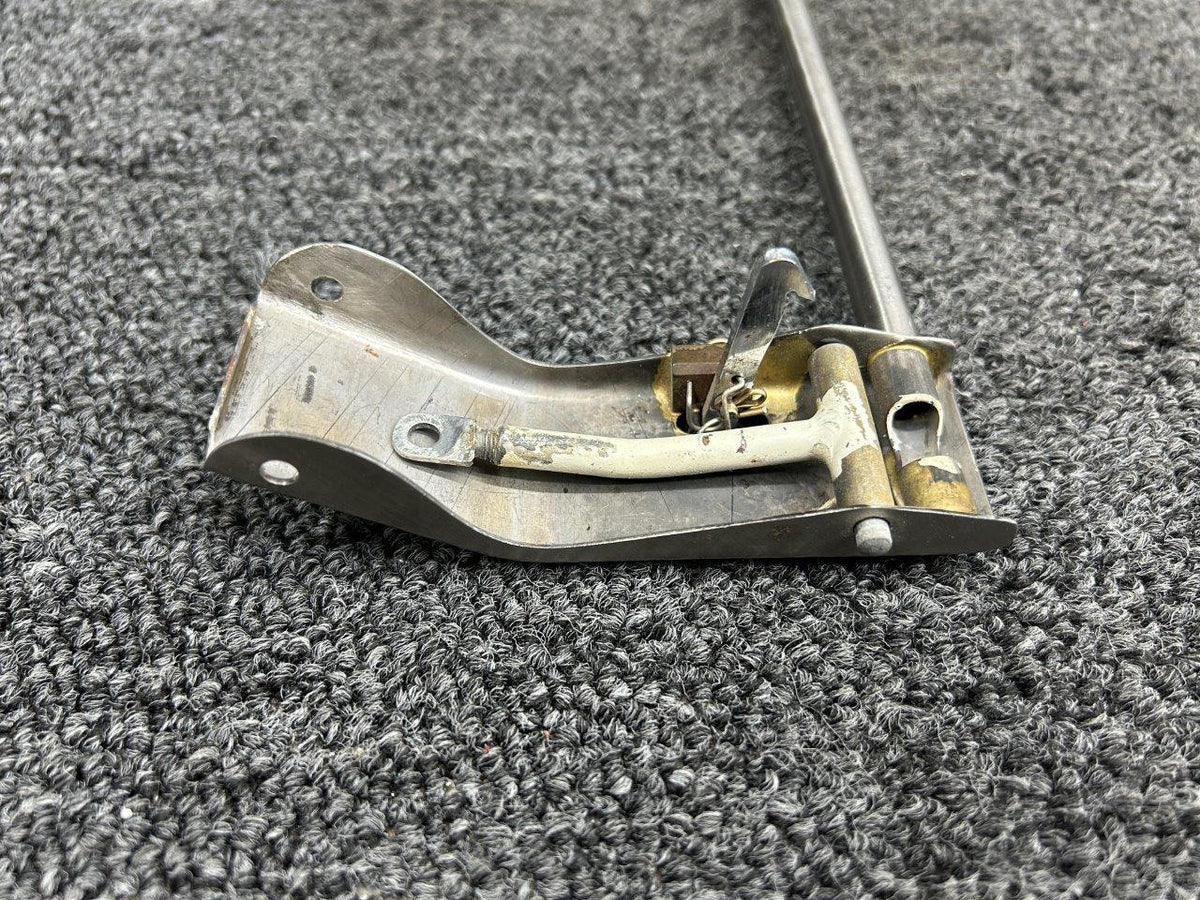 Beechcraft Parts 002-430055-4, 002-430055-5 Beech Openable Window Handle RH with Links and Pin