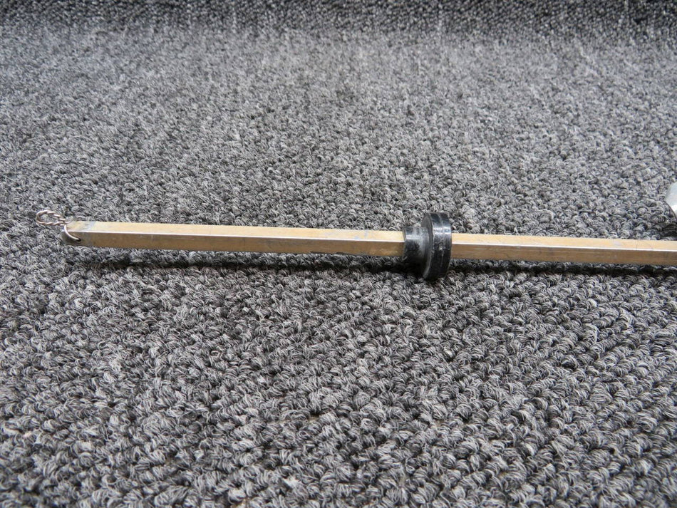 0516023-1 Cessna 172P Shaft Assembly Fuel Selector