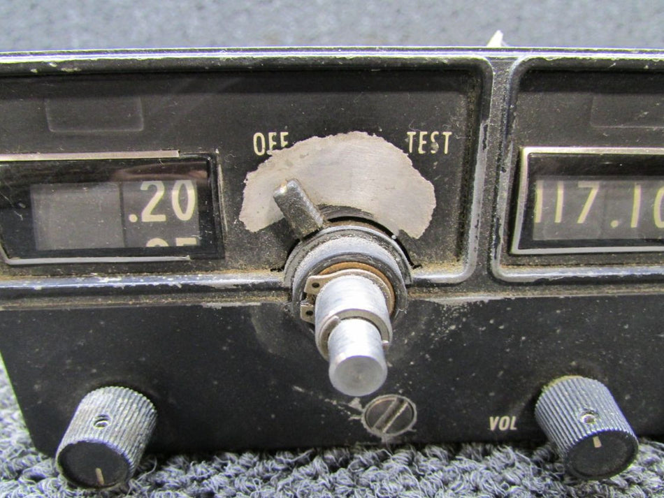 069-1014-00 King Radio KX-170 NAV COMM System (14V) (Core)